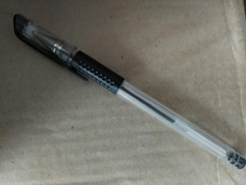 Ручка гелева 0,5-0,7 мм чорна (1*12/1)